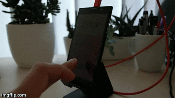 PGKzlYS.gif